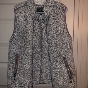 True Grit Frosty Tipped vest